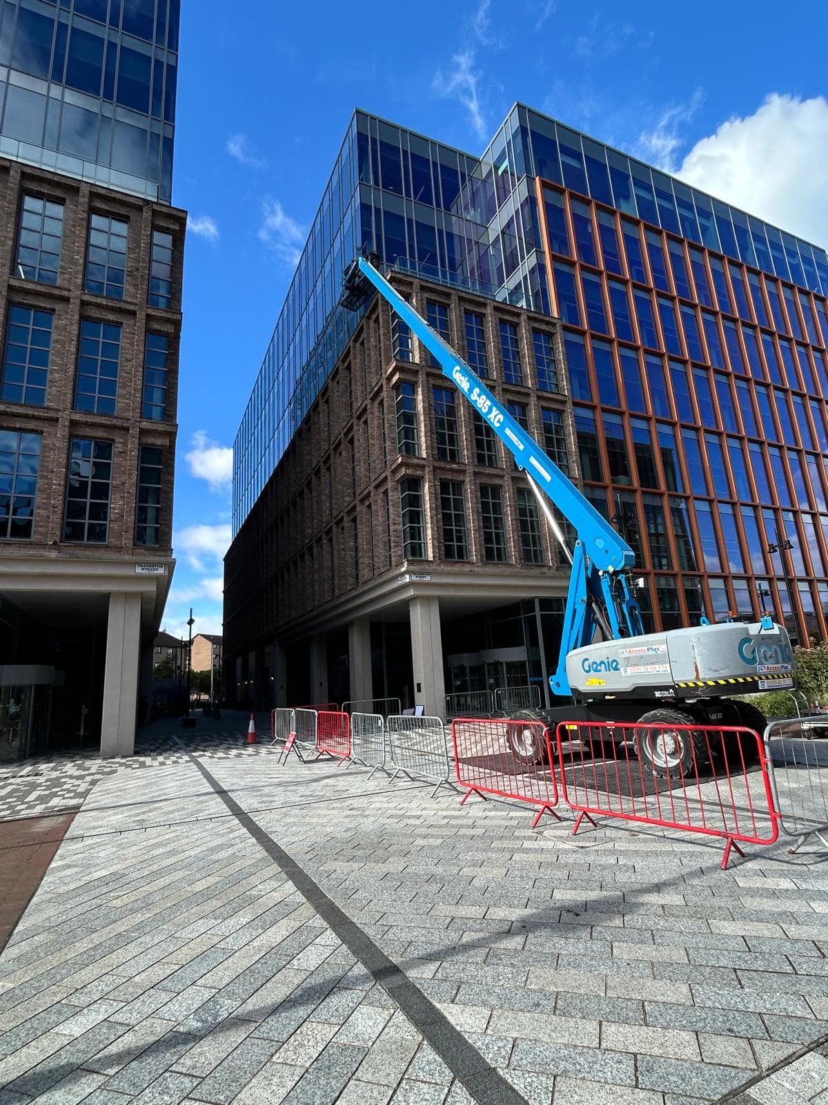 Multi-building Barclays campus with MEWP in operation