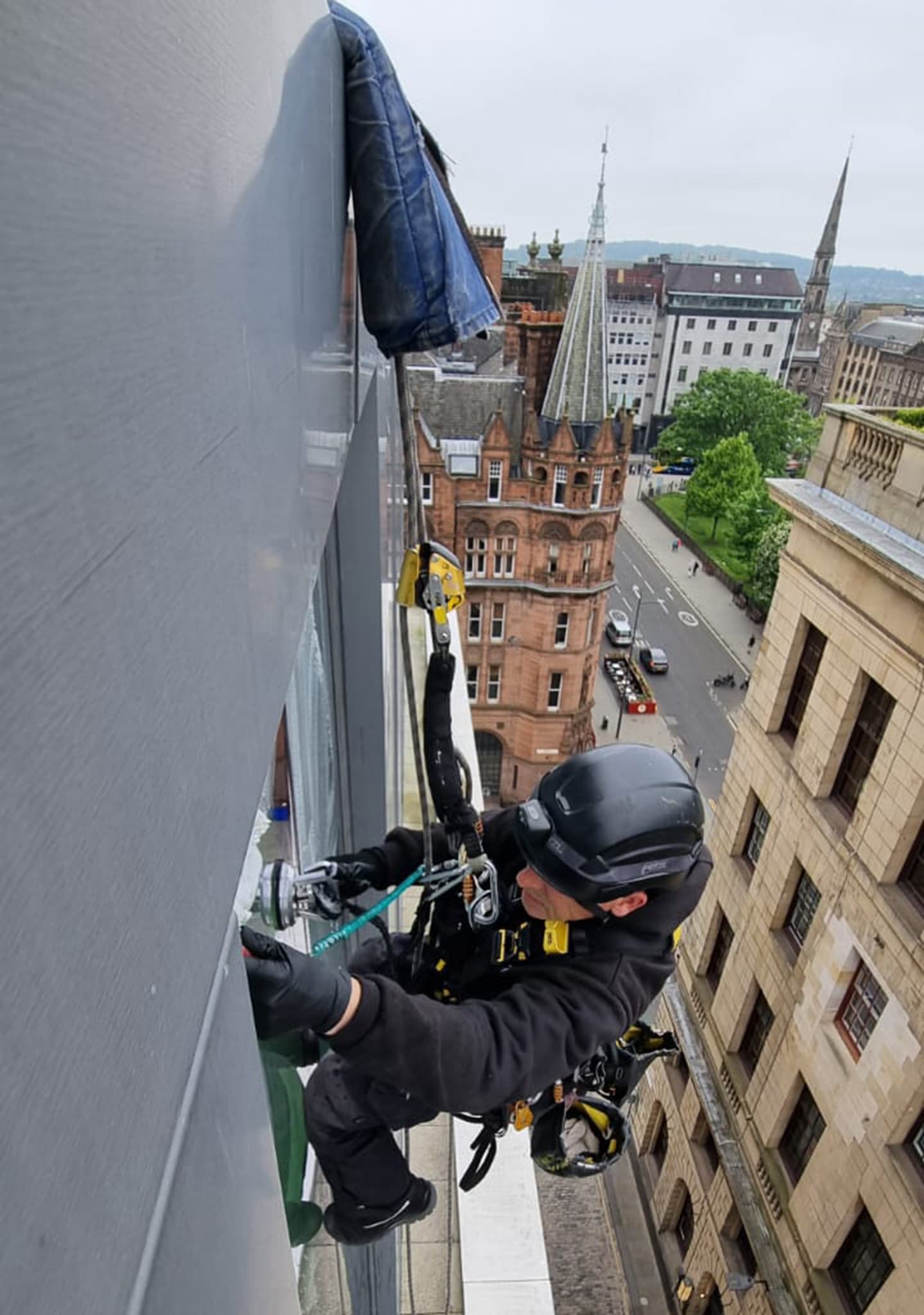 Window cleaning on Edinburgh high-rise